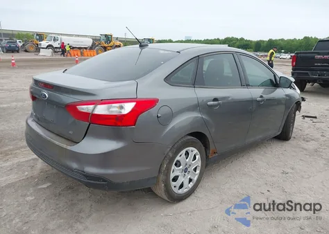 2012 Ford Focus Se z USA, uszkodzony, nr VIN 1FAHP3F27CL319509